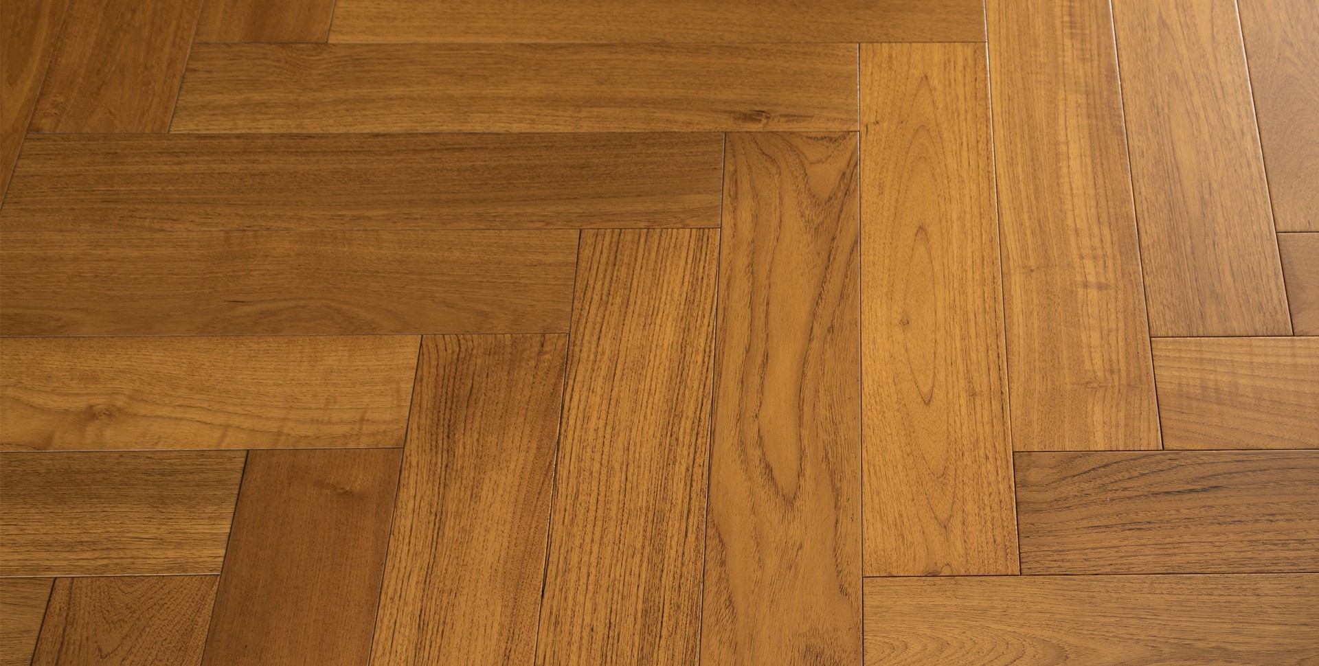桃花心木-实木复合地板-安信地板官网-安信实木地热地板-实木复合地板-整木定制-地板加盟